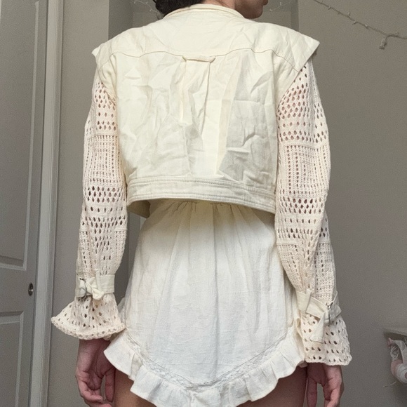 Crochet knit cream cropped jacket - Picture 3 of 4